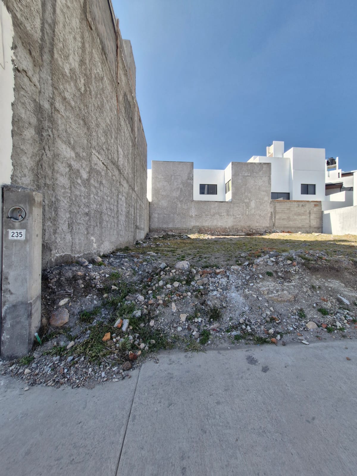 Plot for Sale in Forja Real facing green area